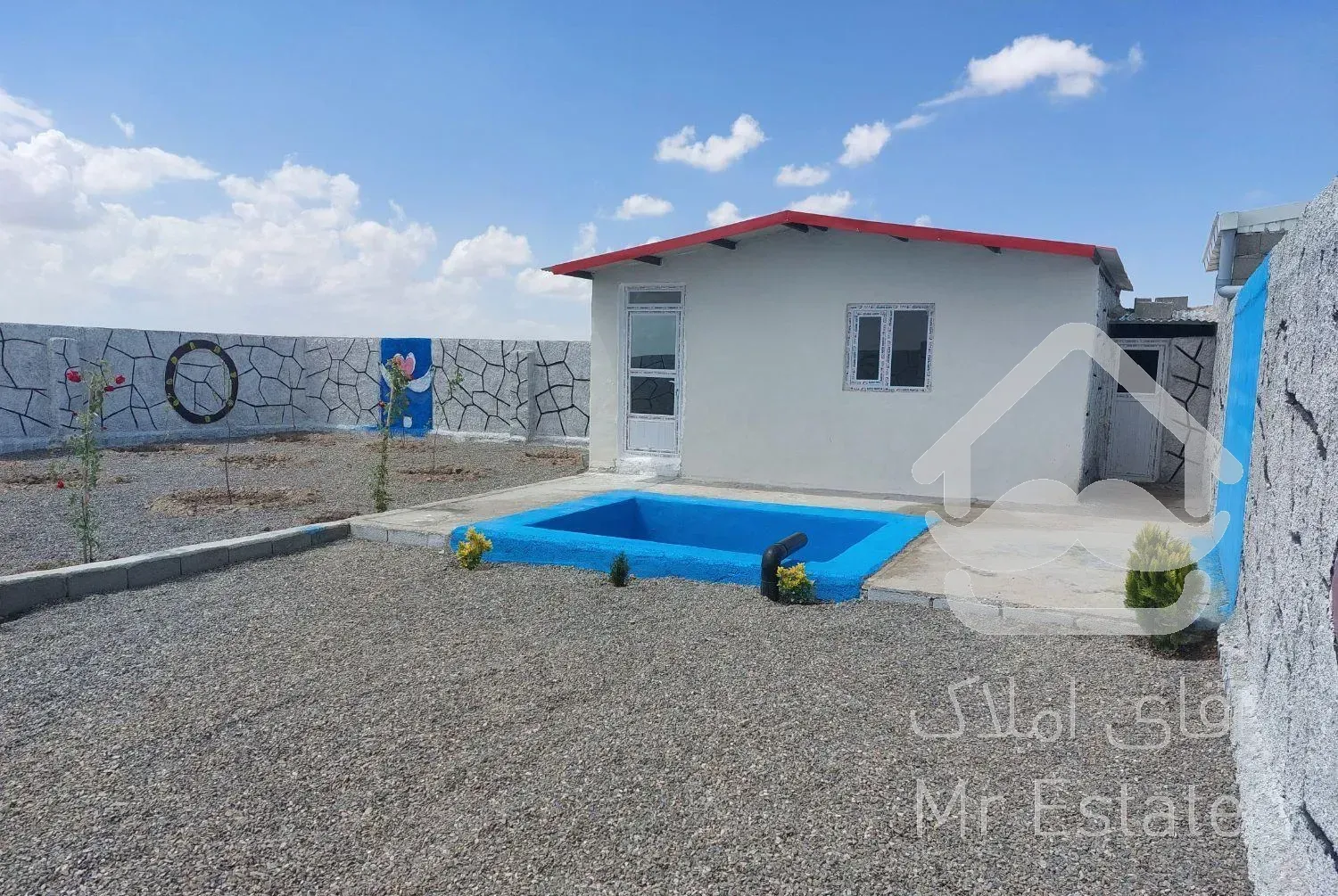 فروش باغ ویلایی در وایقان با برق و آب