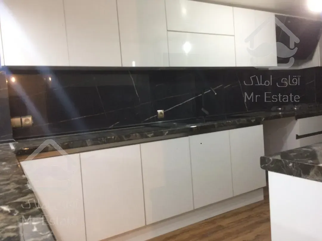 ۱۰۰متر آپارتمان تم واحدی وفااذر جنوبی زیر قیمت