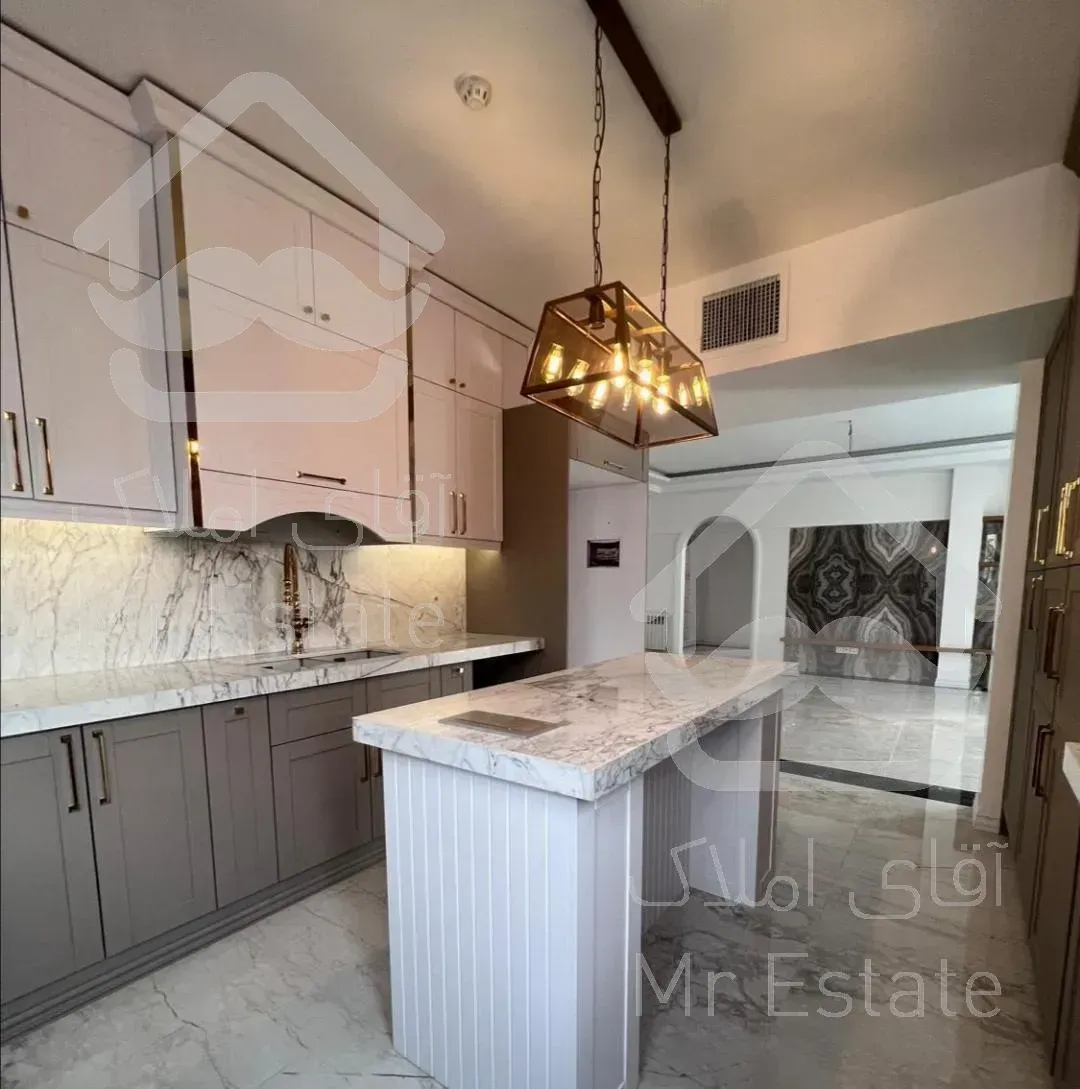 130 متر برج باغ اقدسیه سوهانک