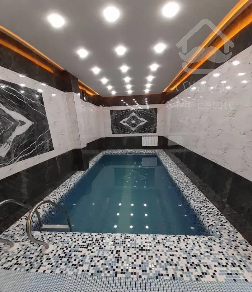 ویلا مسکونی نوساز استخر دار