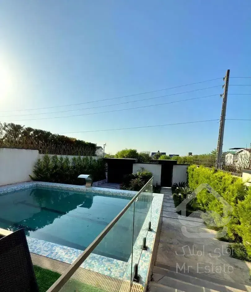 300 متر ویلای مدرن مبله/استخردار/با مدارک نخ شمال