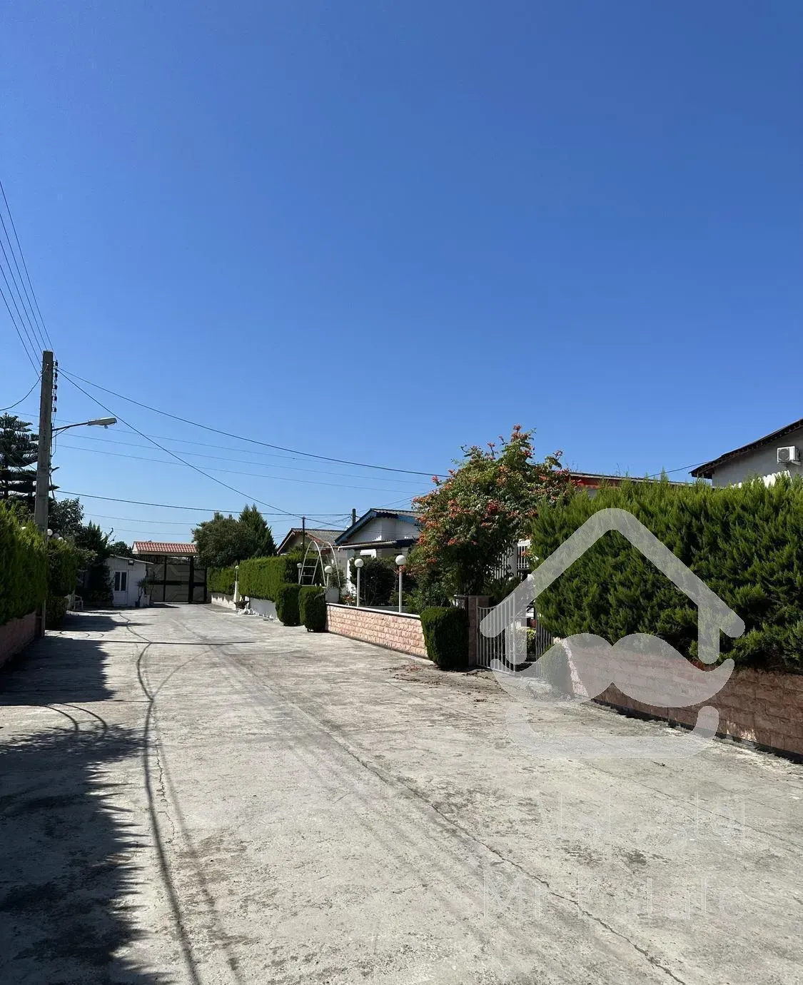 ویلا در مجموعه با سرایداری