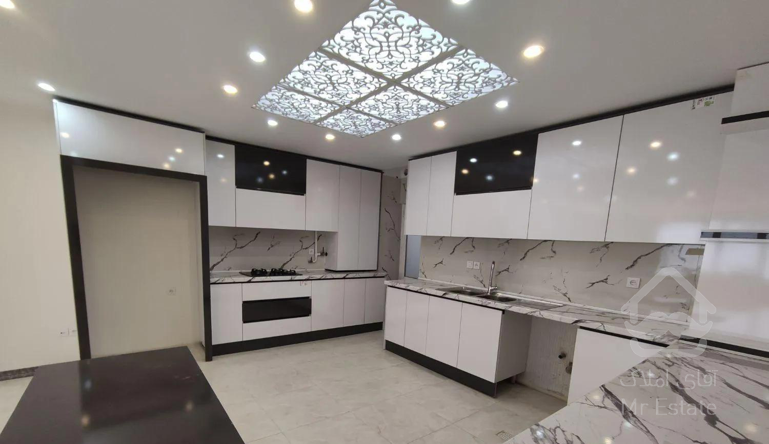 آپارتمان مرحله فوندانسیون