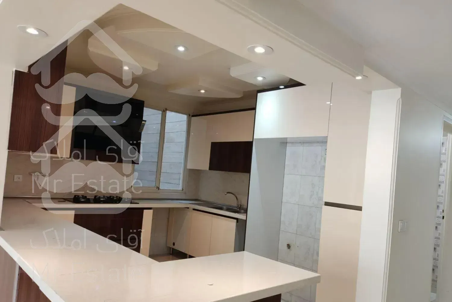 میرداماد فرعی دنج 160سه خوابه