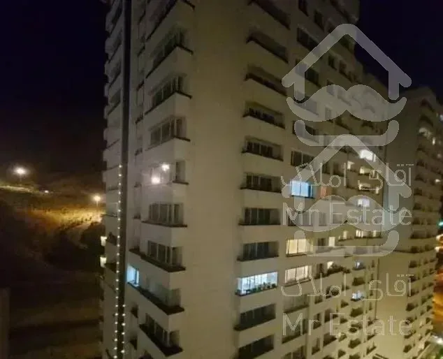 آپارتمان ۱۵۰متری.مستر.برج سفید.