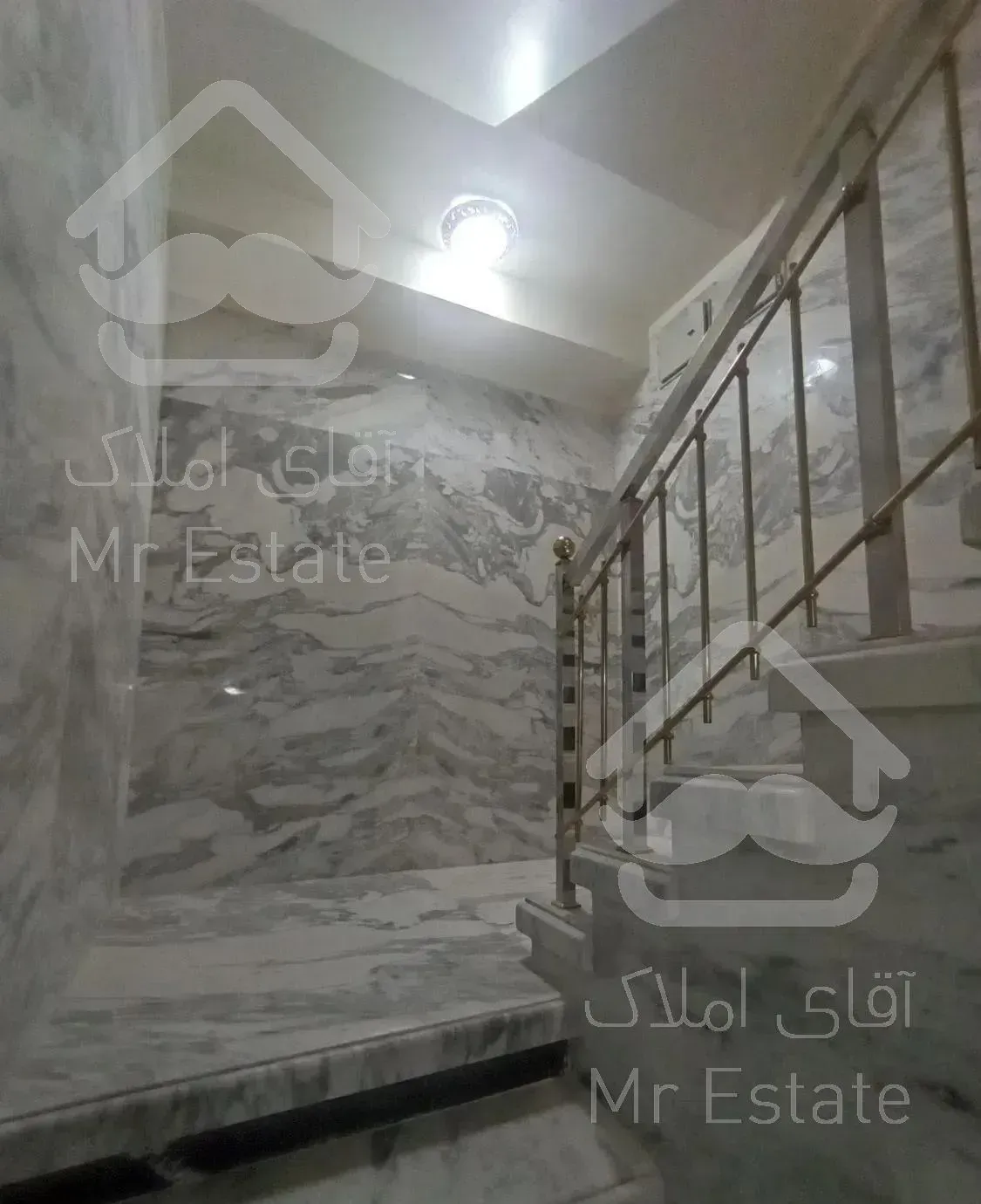 175 متر شخصی ساز دریاچه خلیج‌فارس