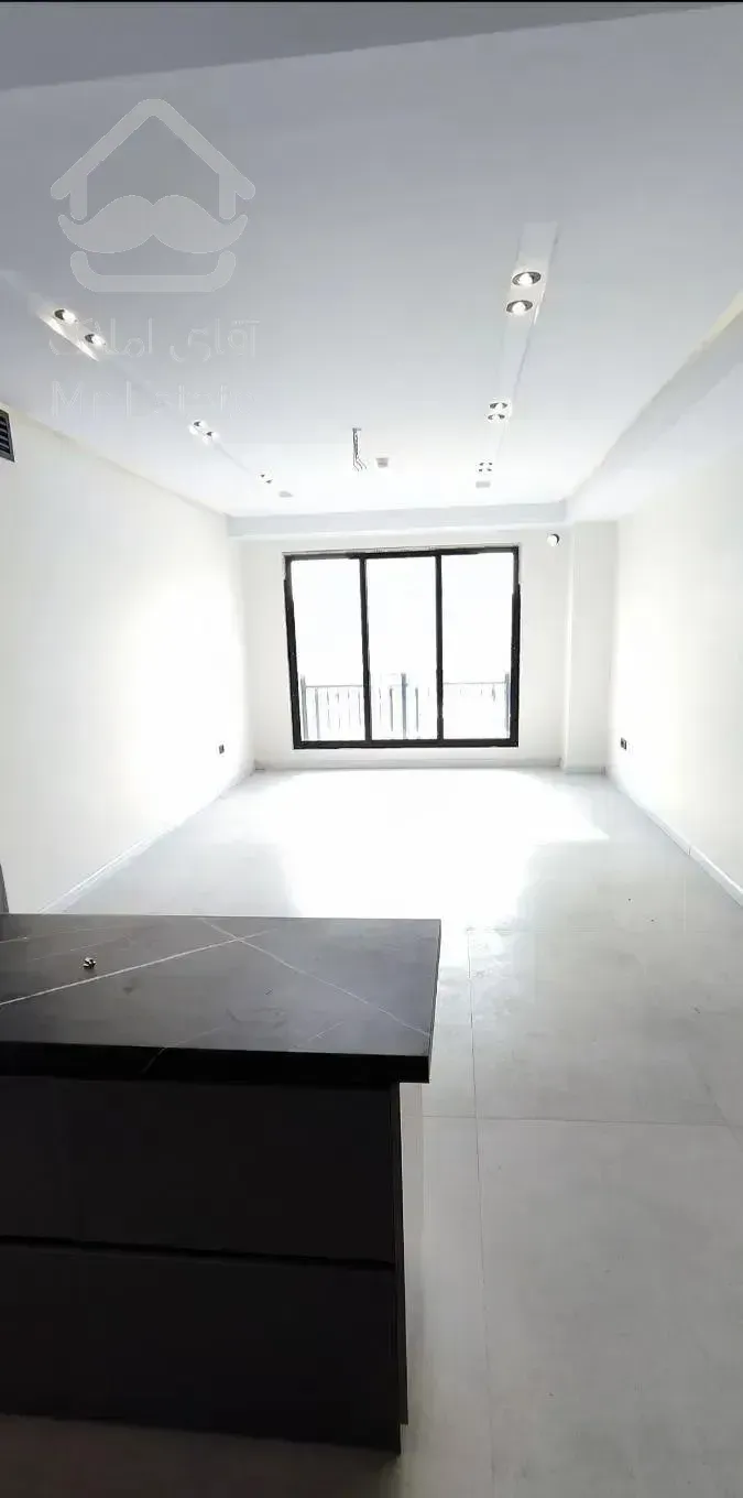 مرزداران ۹۰ متر نوساز