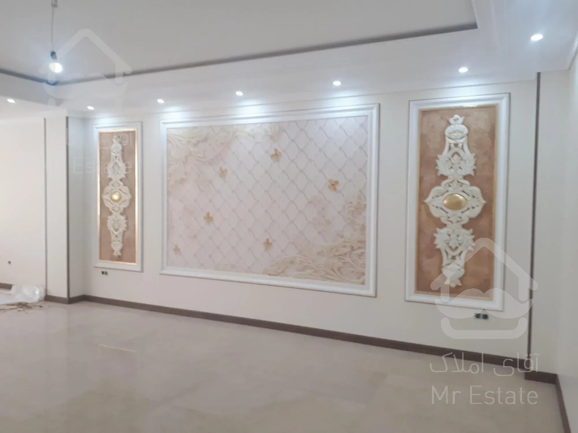 ۱۵۰ متر نوساز بلوار فردوس ۲ پارکینگ