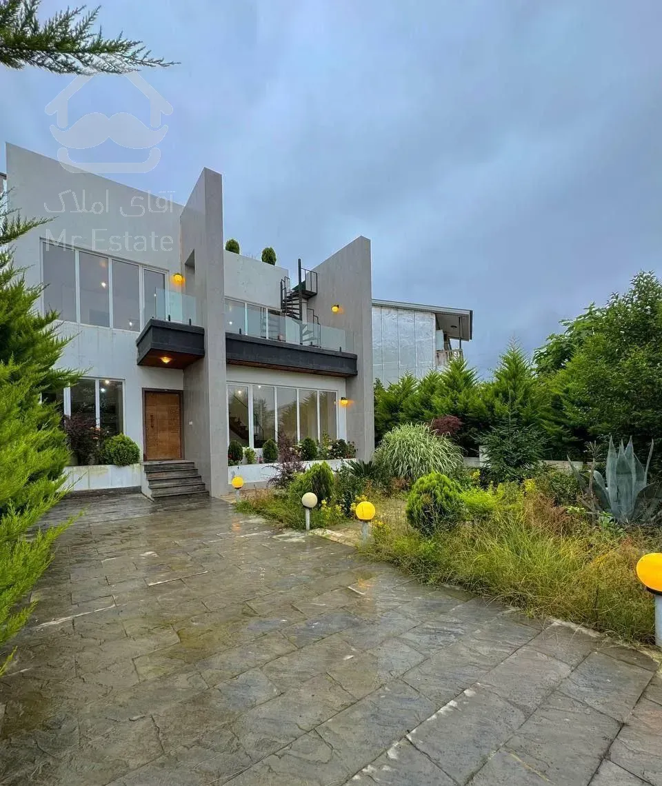 دوبلکس ۴۰۰متری/کلیدنخورده/چسبیده جنگل  ارزنده