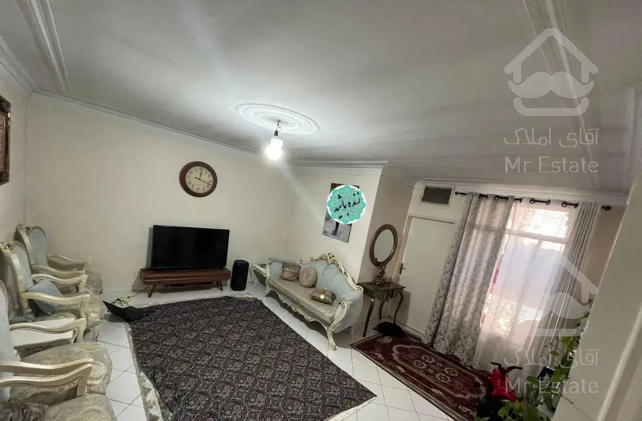 ۶۰ متر با پارکینگ.آسانسور.انباری.بالکن