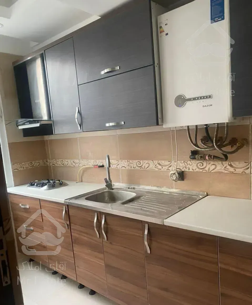 ۶۵متر ۹ساله فول رهن کامل گاندی جنوبی