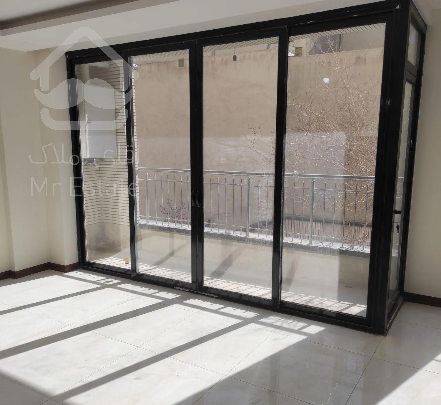 آپارتمان صفر سه خواب دشتستان