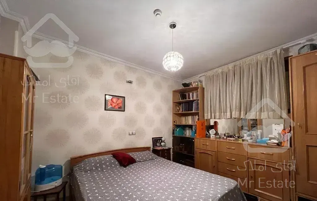 خانه ویلایی ۴ طبقه دربست ۷۸۰ مترسعادت اباد