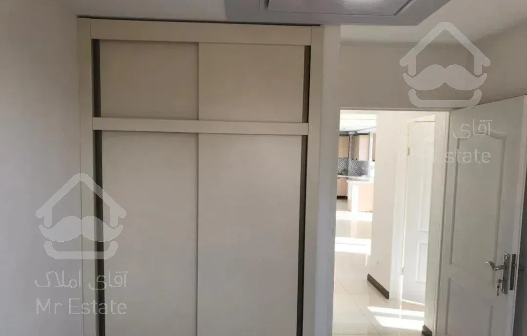 آپارتمان ۱۰۸ متری ، ۲ خوابه ، طبقه ۲۳ ، ویو دار