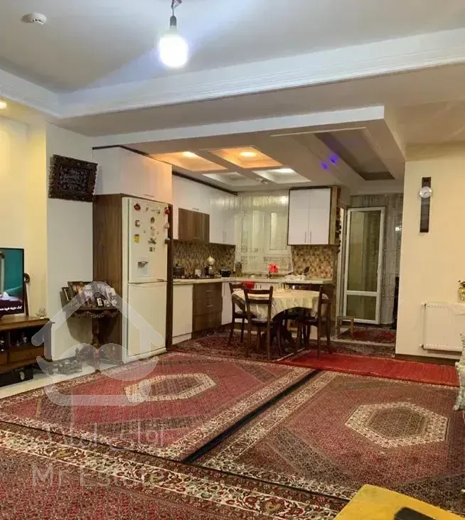 * ۸۰ متر فول امکانات بسیار ارزنده / خ فرجام غربی *