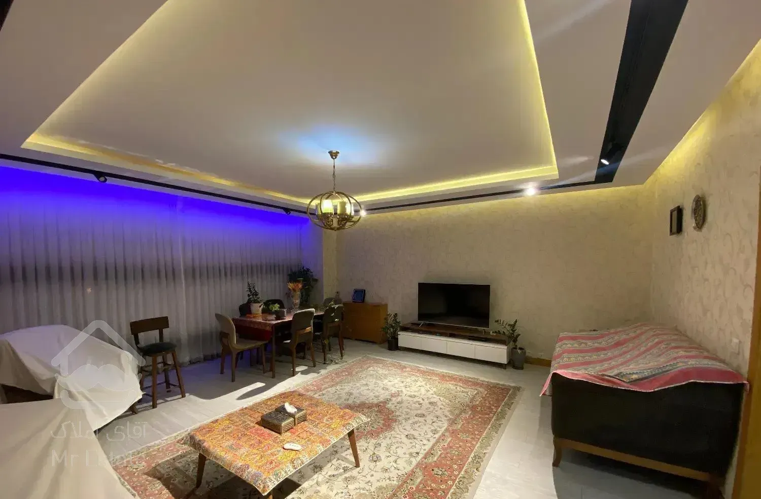 ۱۵۸ متر / ۳ خواب / فول فول بازسازی/ پارکینگ زیر