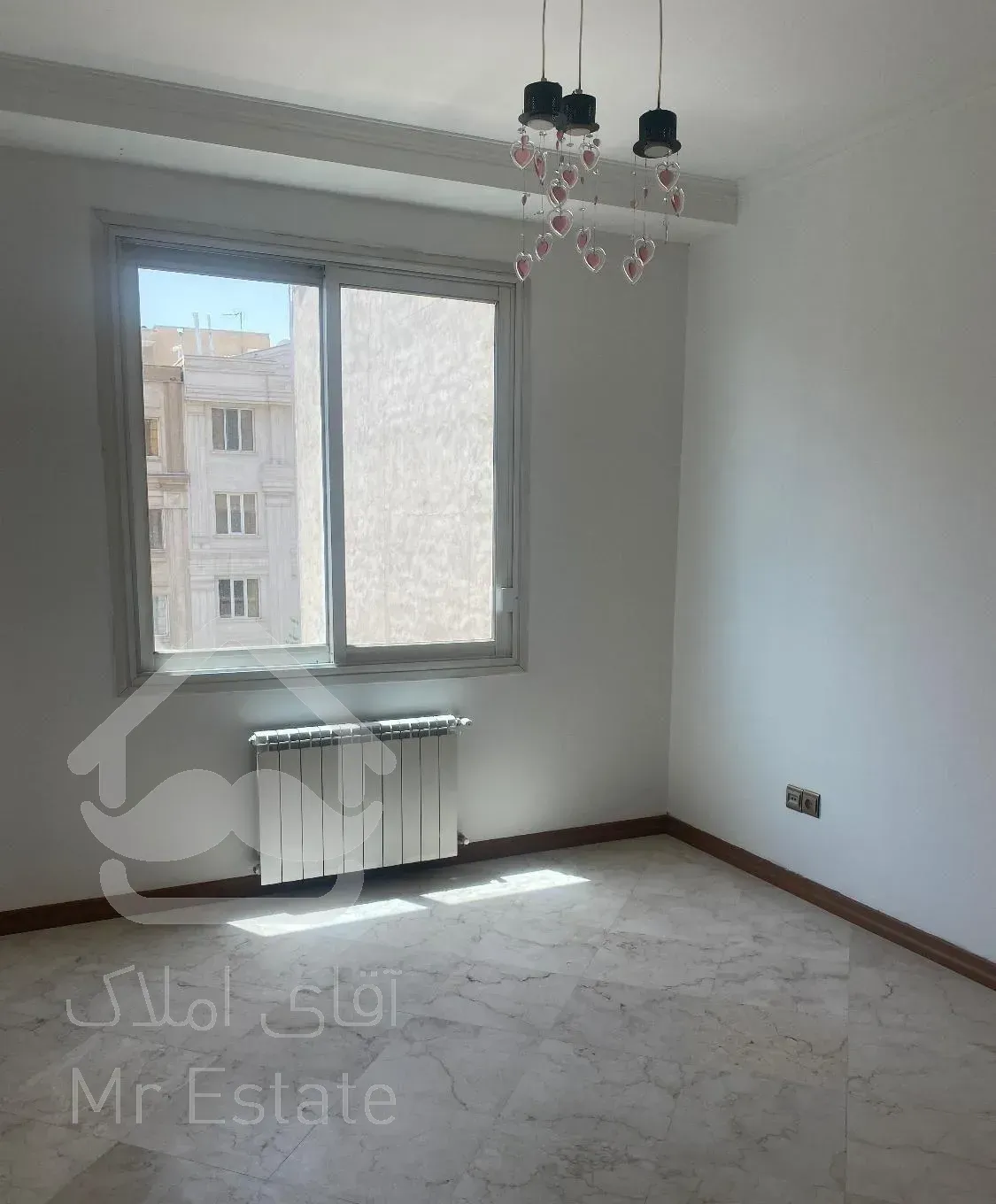 ۱۳۵ متر ۳ خواب تاپ لوکیشن سعادت آباد