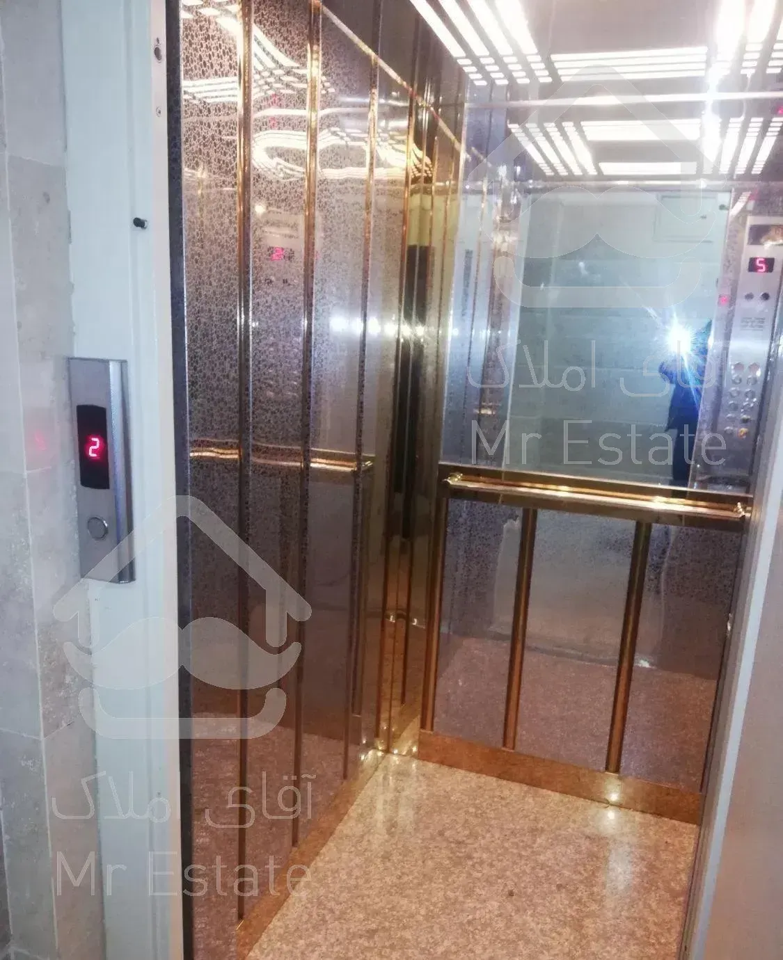 آپارتمان148متری ابتدای بلوار ارم فاز5