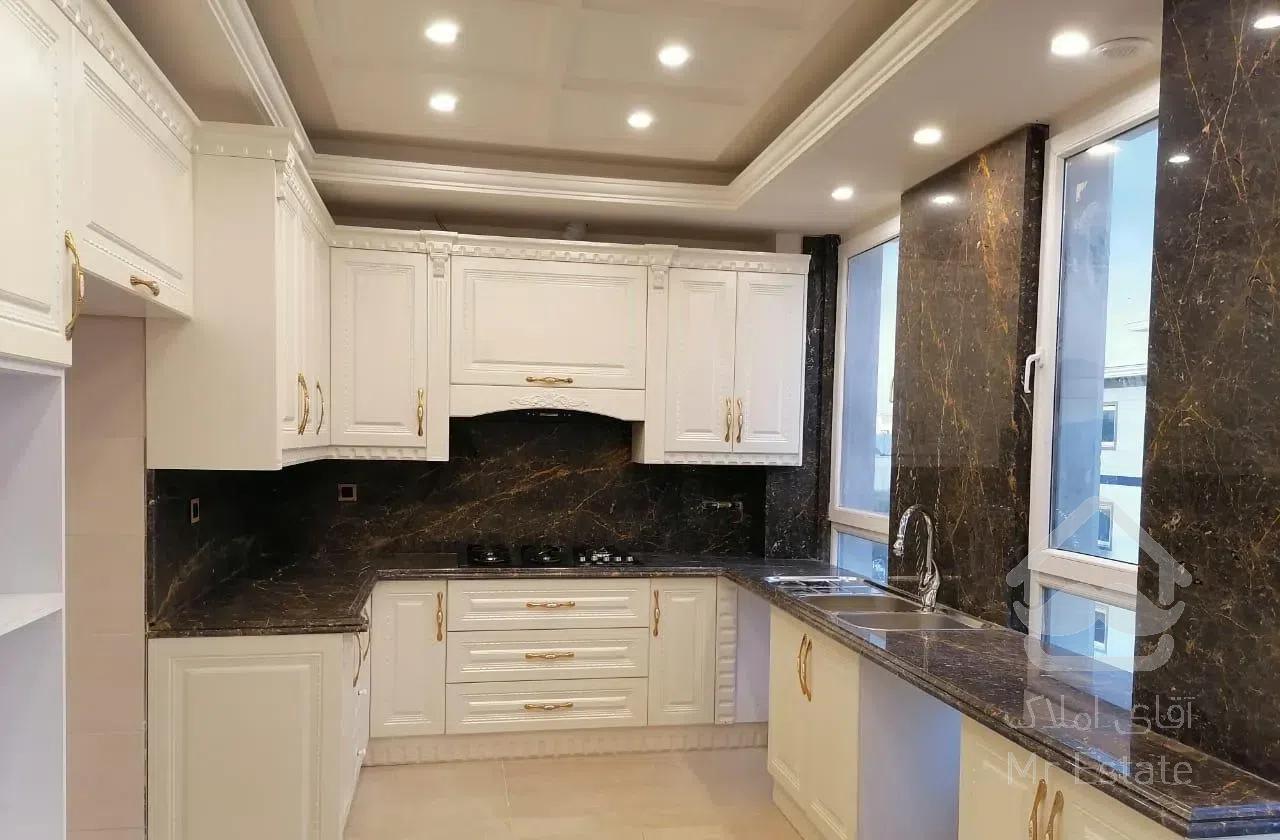 ۱۴۰متر یکساله سه خواب  خ ۱۵۴