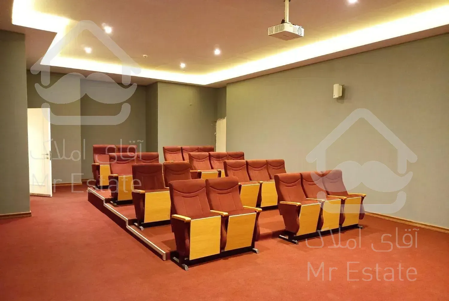 ۱۳۴متر/۳ خواب/دونبش/نوساز/نورگیر  اکباتان