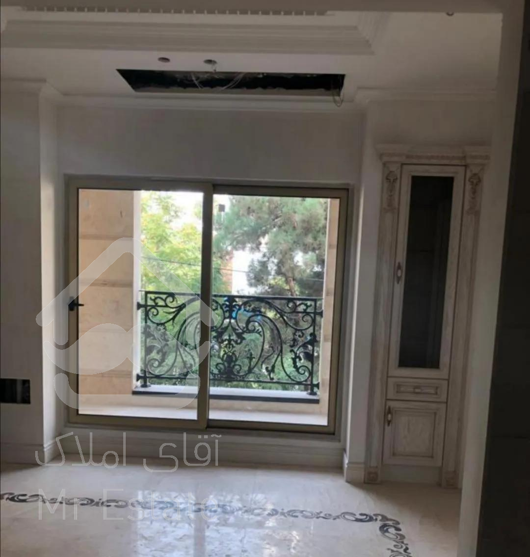 190 متر.       فول امکانات.        خوش نقشه