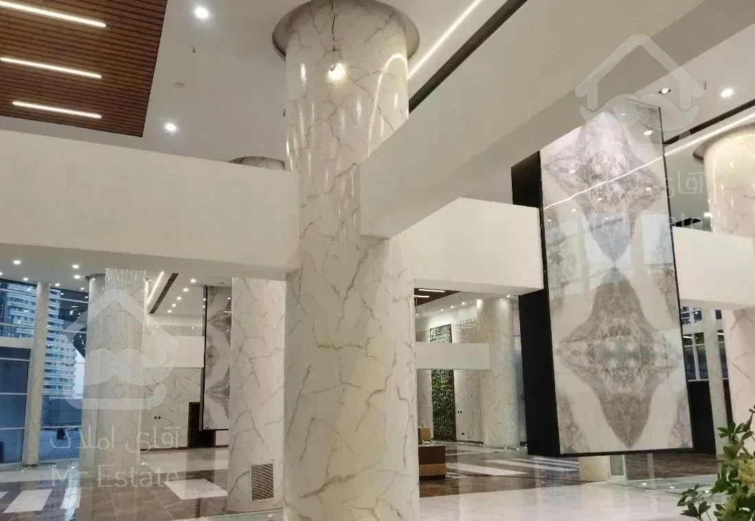 ۲۳۰ متر/برج ۴ خواب/نورگیر ۲ طرف/ویو دریاچه چیتگر