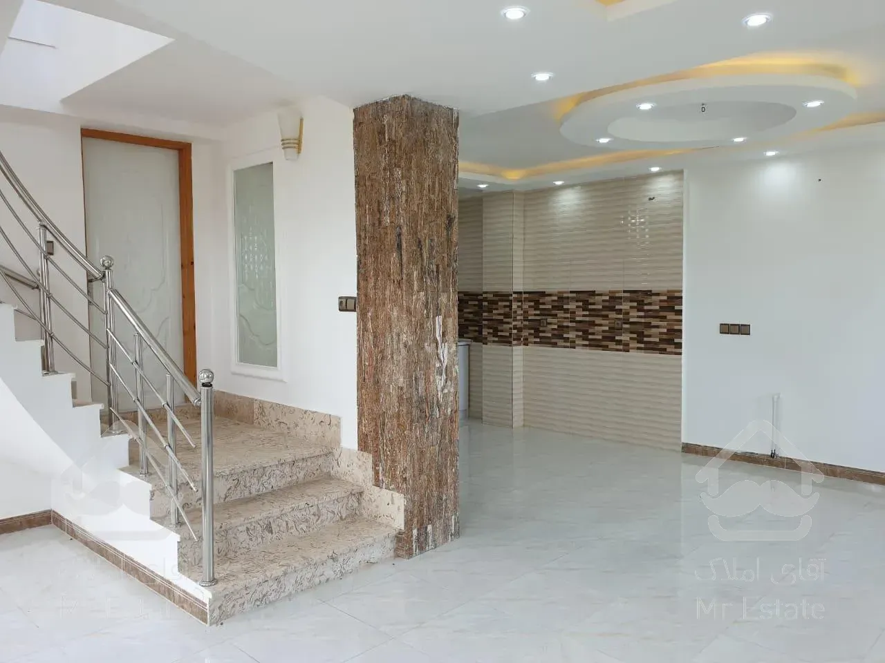 فروش ویلا لوکس شخصی ساز دوبلکس ۳۱۵متر درچاف وچمخاله