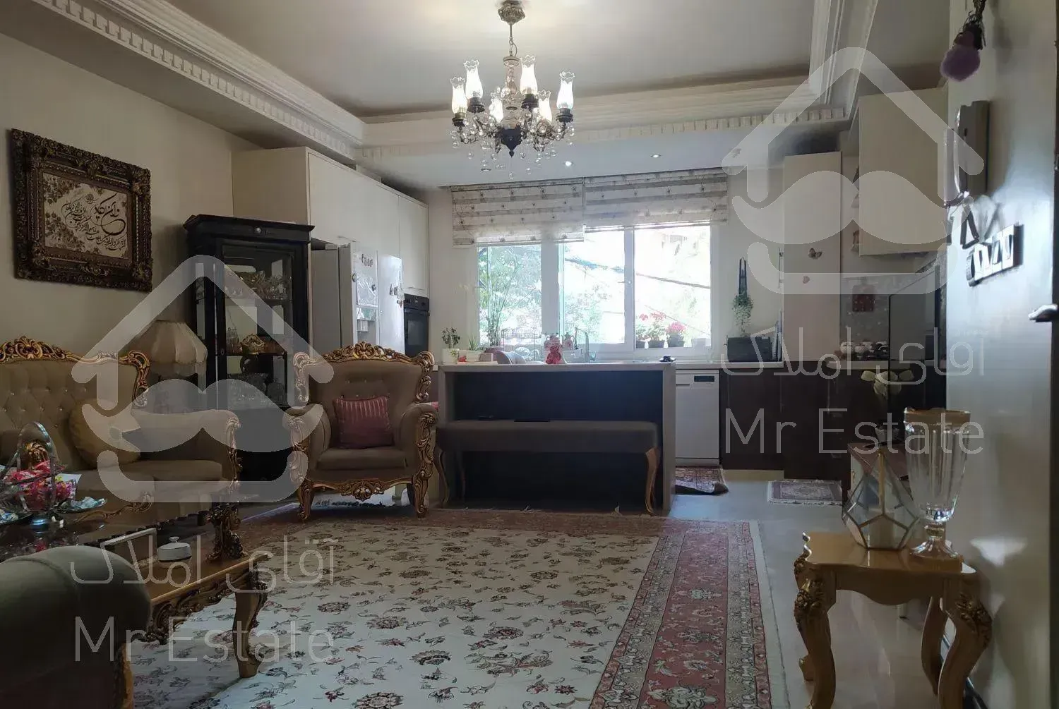 ۸۷متر //اندرزگو//طبقه پنجم