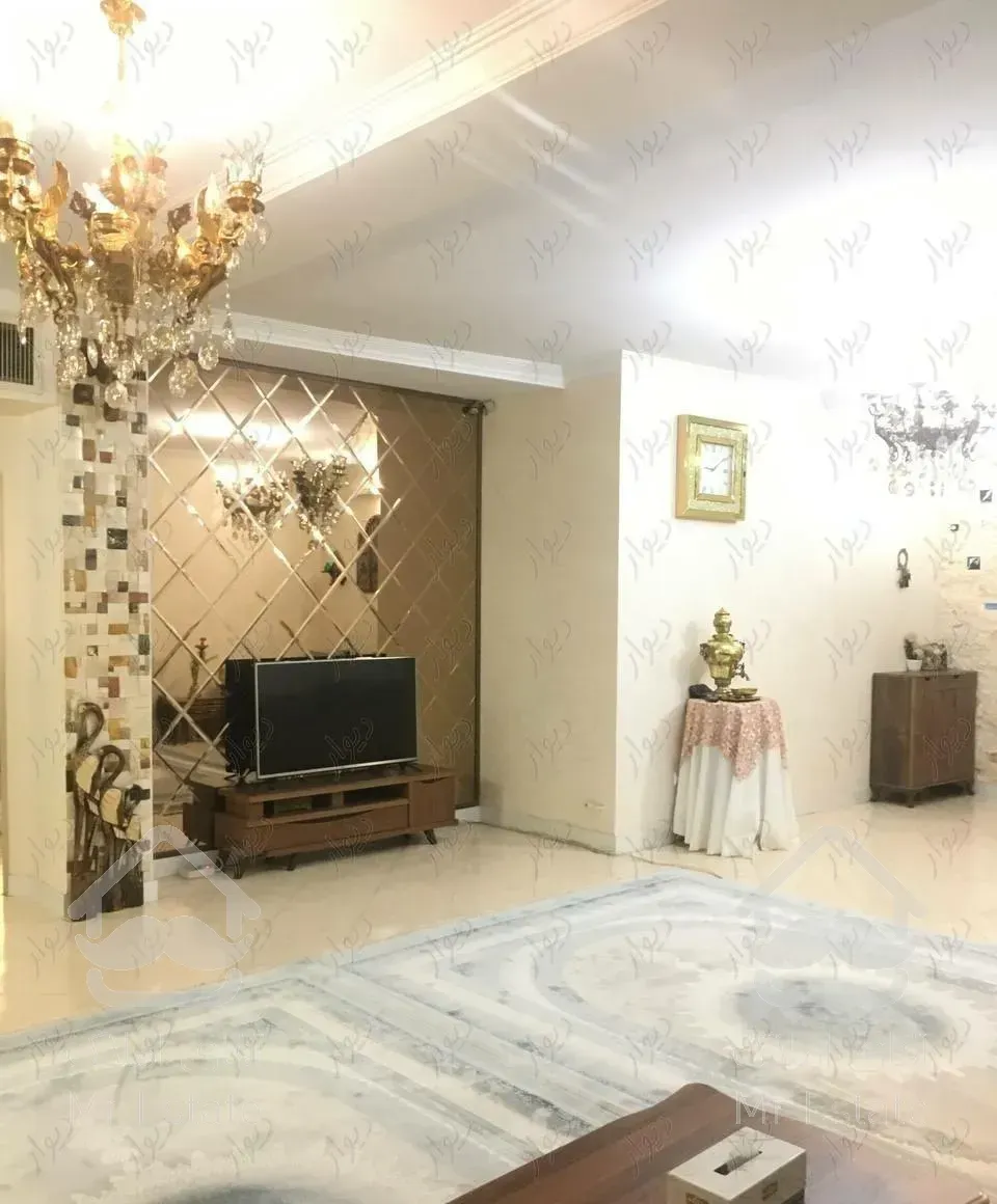 آپارتمان ۱۲۰ متری ۳ خوابه بر خیابان