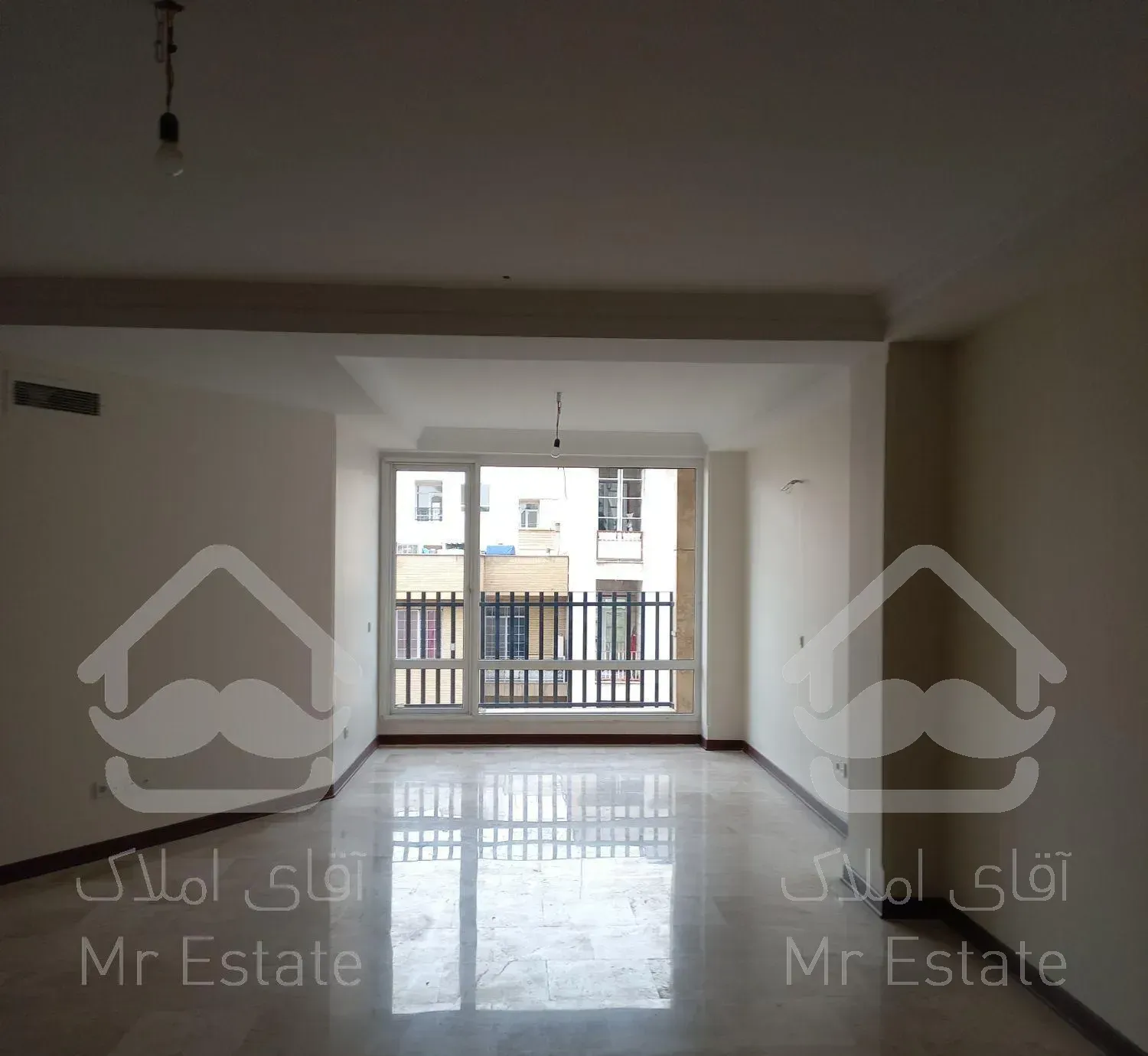 ۱۱۷ متر دو خواب کلیدنخورده