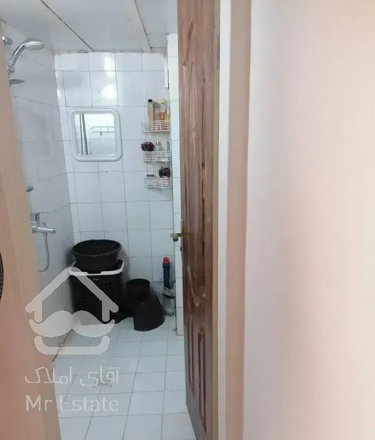 ۵۲مترطبقه همکف،بر خیابان مرتضوی و نواب