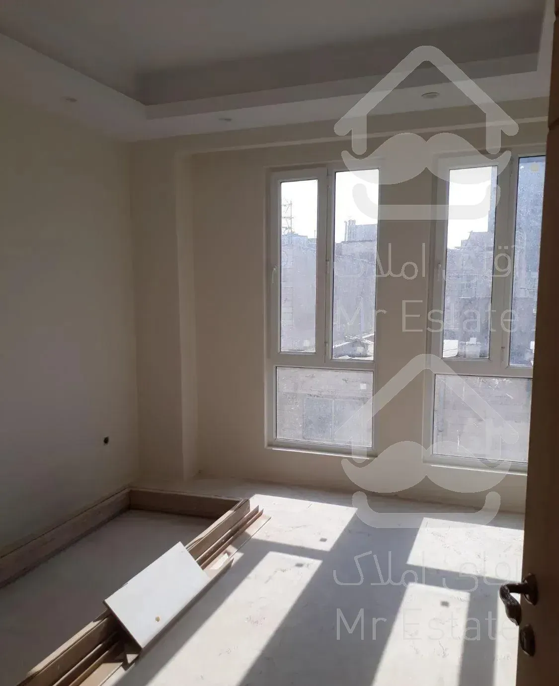 سلماس، ۱۳۰ متر، نوساز، ۳ خوابه