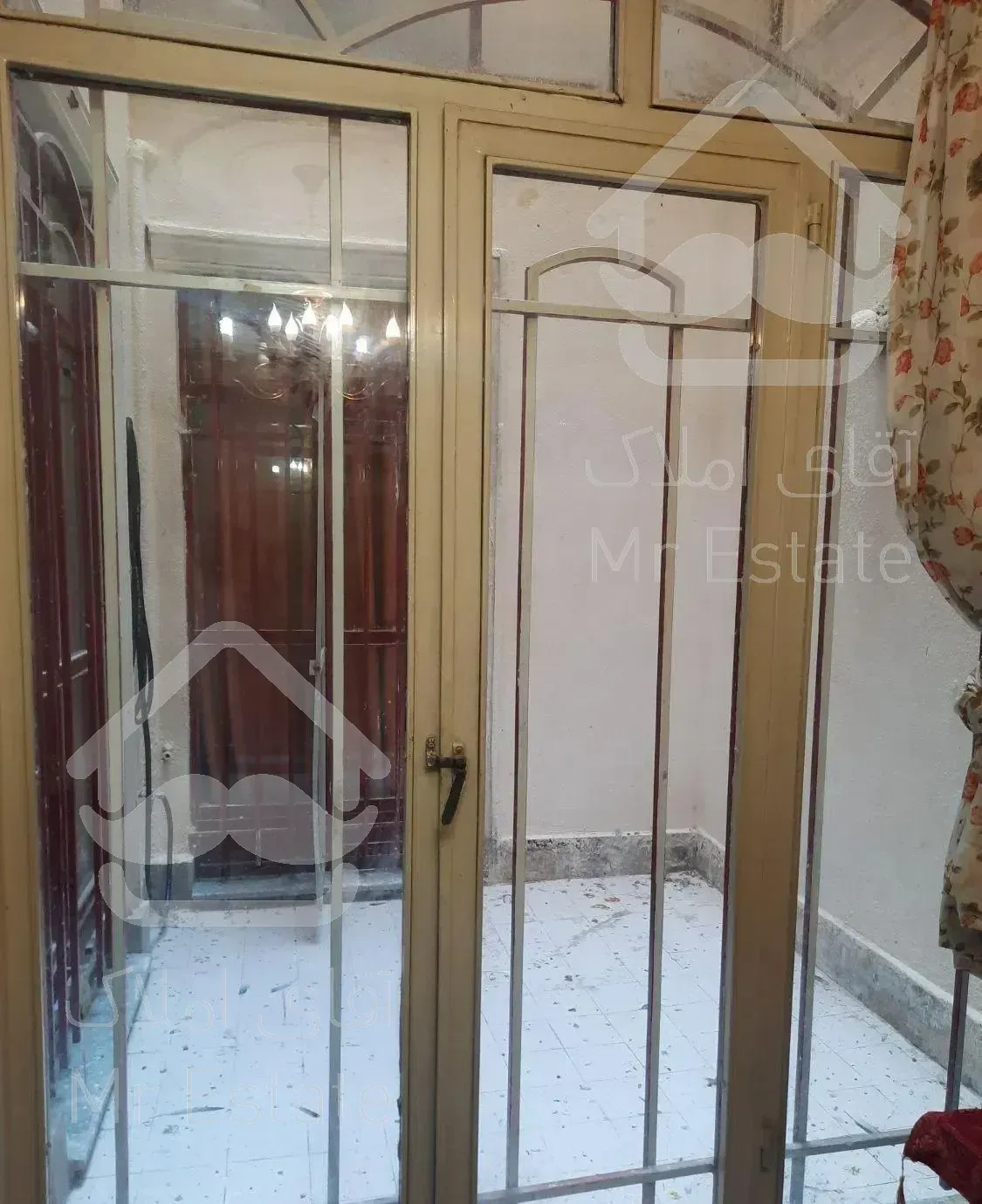 هروی/ حسین آباد/  ۱۰۷ متر سه خواب*