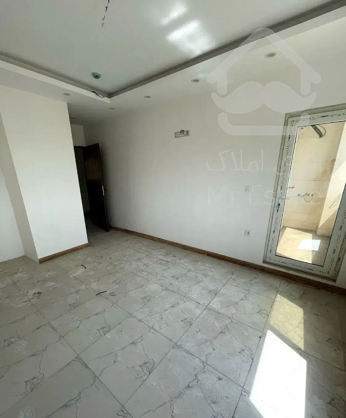 آپارتمان ۱۷۰ متری نوساز و کلید نخورده میدان قائم
