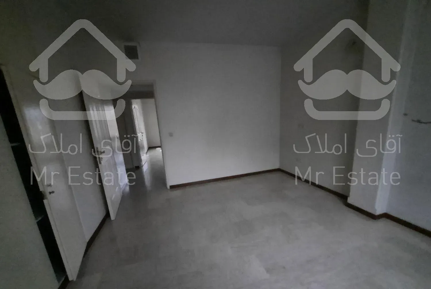 آپارتمان ، ۱۴۰ متری ، سه خوابه