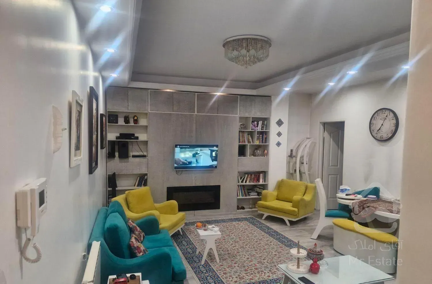 ۷۳متررو ب آفتاآب ط۲ ویلاشهر سروازاد چیتگر فول