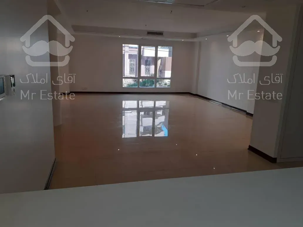 اجاره و رهن آپارتمان زعفرانیه 245  متر شیک