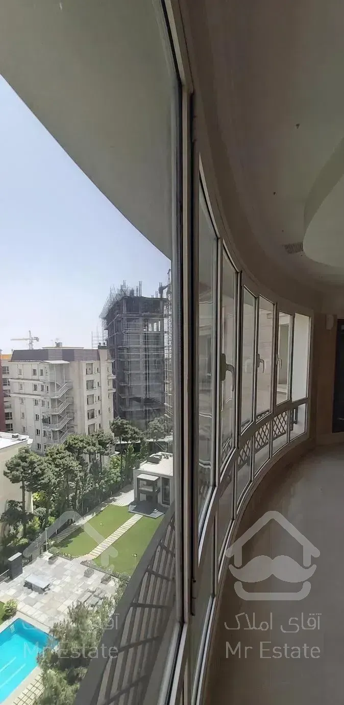 ۱۷۴ متر    ۲ خواب   طبقه ۱۲   تراس بزرگ  فول مشاع