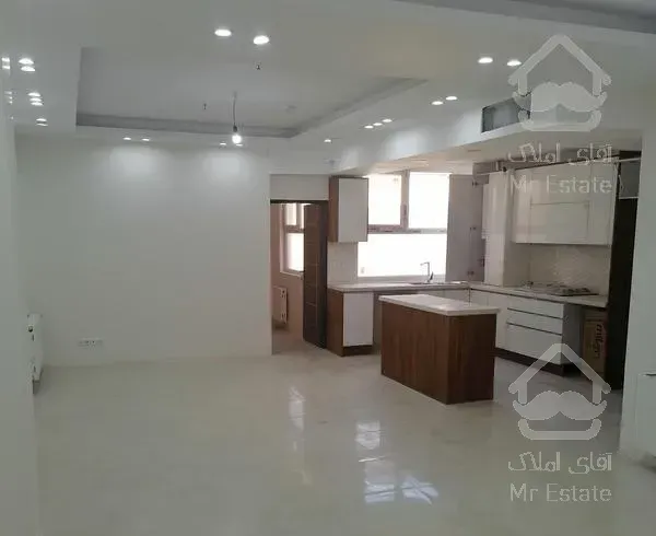 آپارتمان نوساز، صادقیه