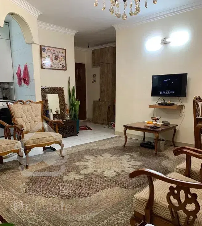 * ۵۴ متر فول امکانات خوش نقشه/ خیابان فرجام غربی *