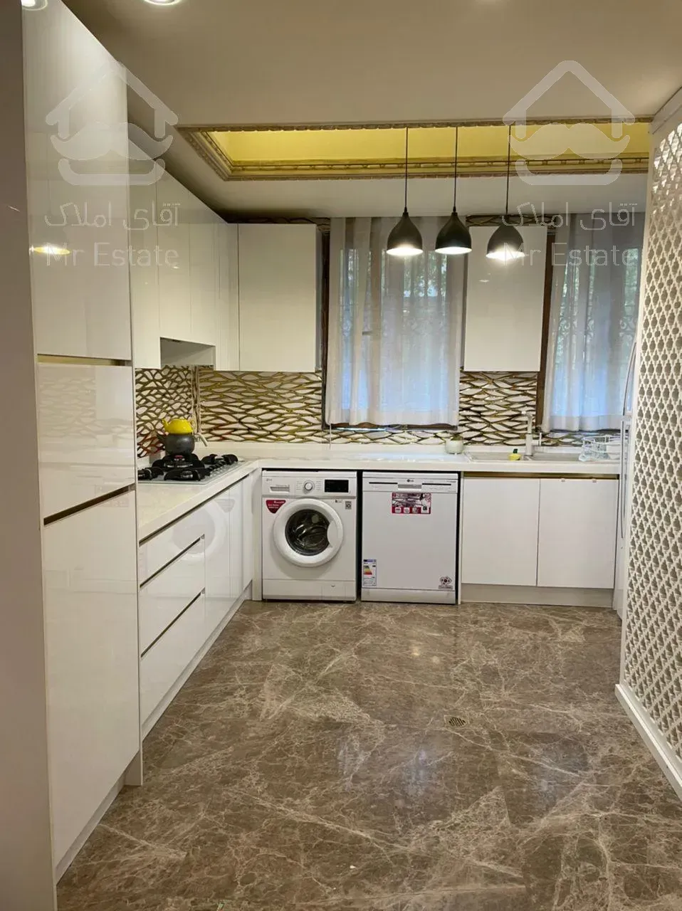 فروش آپارتمان زعفرانیه 555  متر لوکس