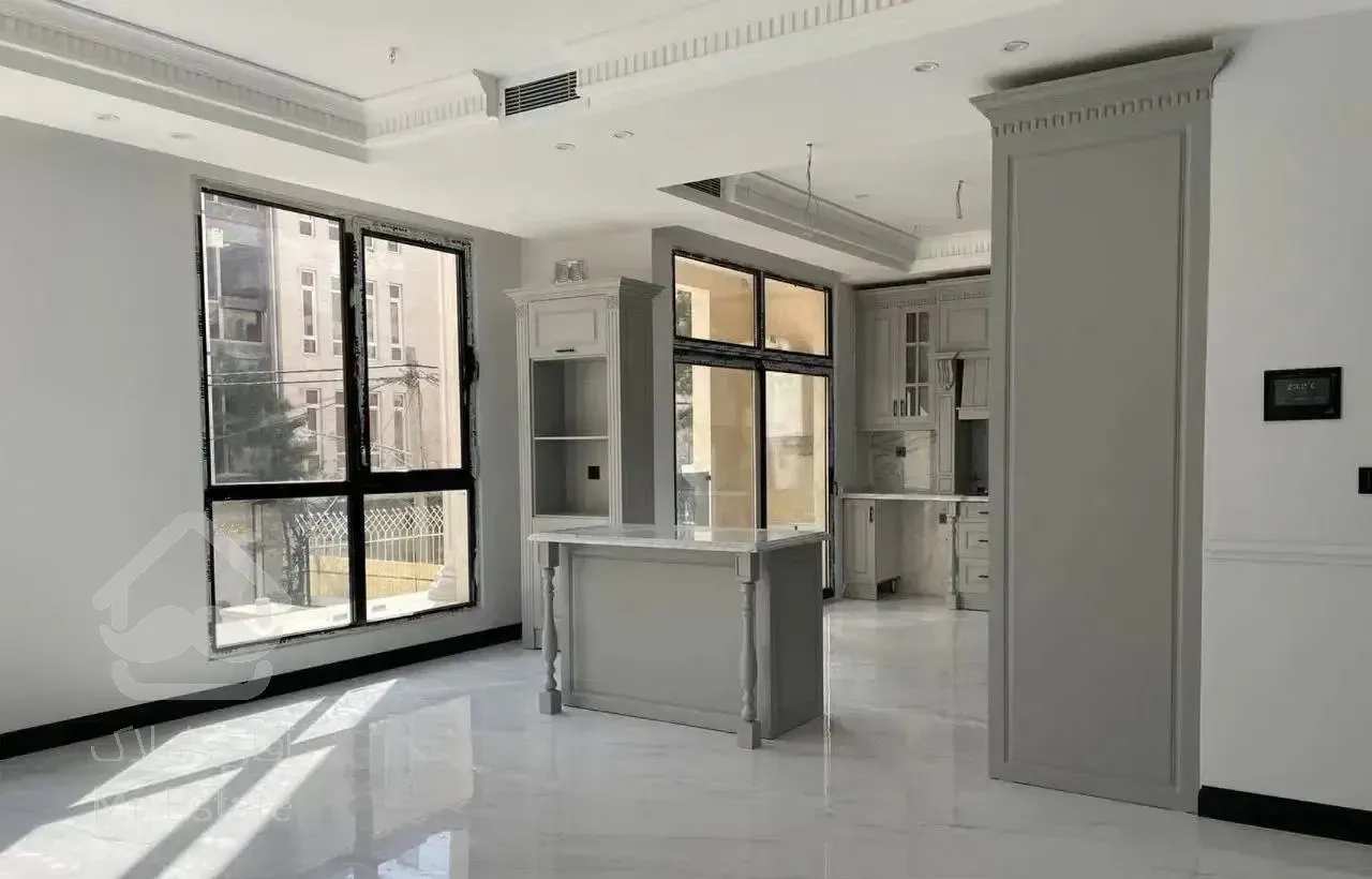 ۳۰۰ متر فول امکانات نوساز / پامچال