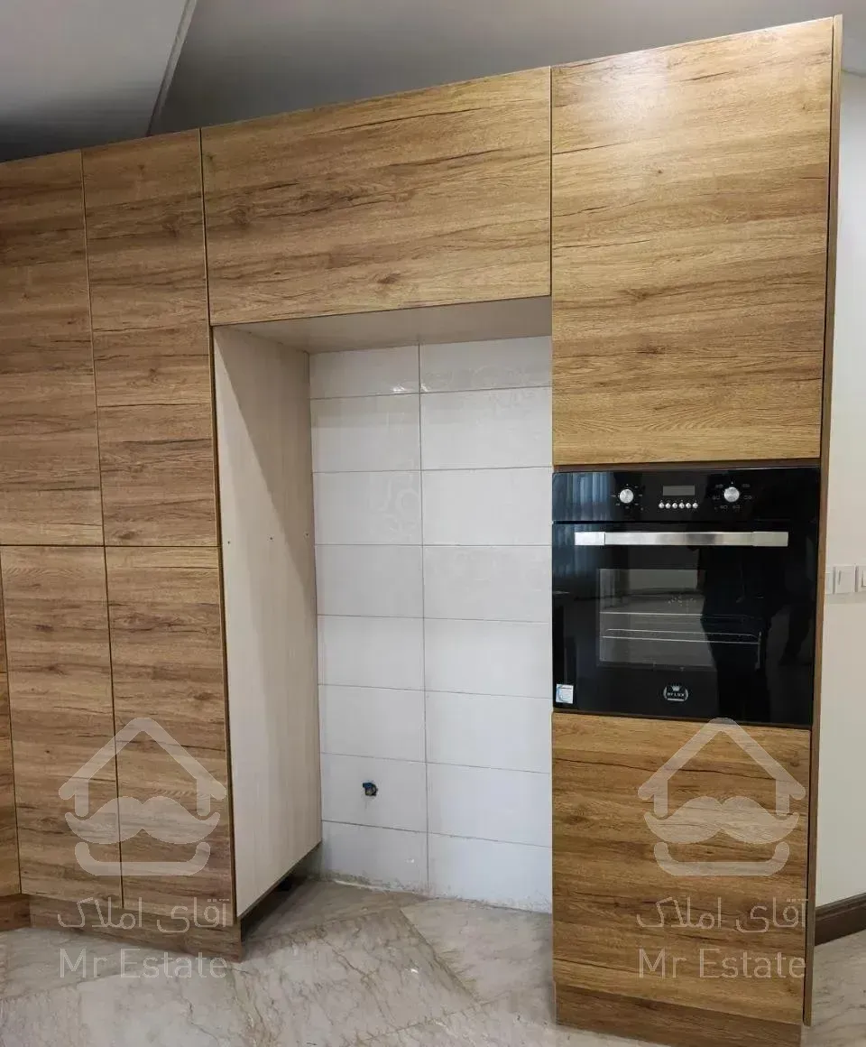 آپارتمان، مسکونی، ۱۸۱ متر، ۳خواب مستر