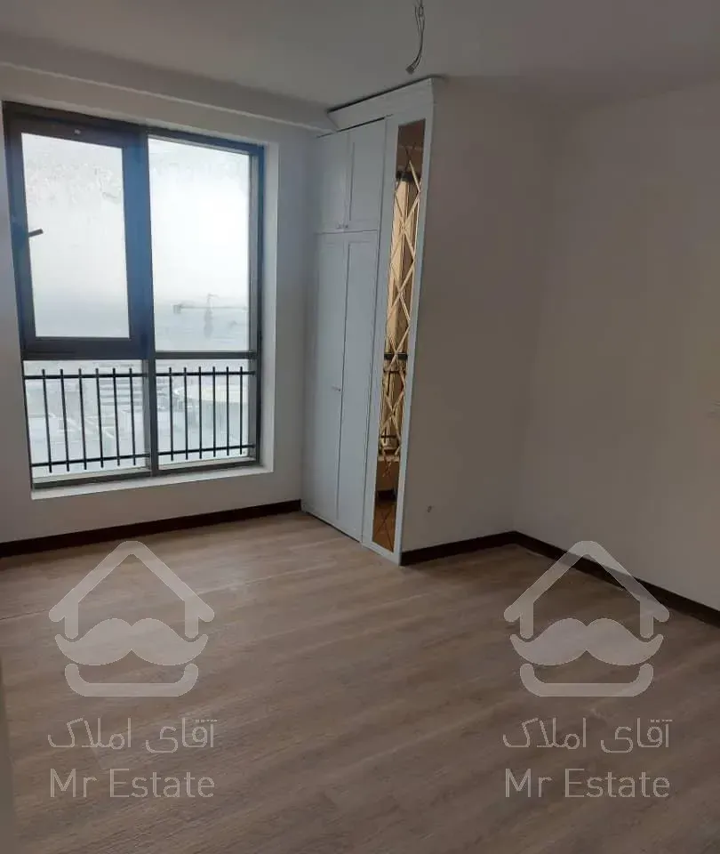 آپارتمان ١١٢ مترى طبقه ٢٩ نوساز