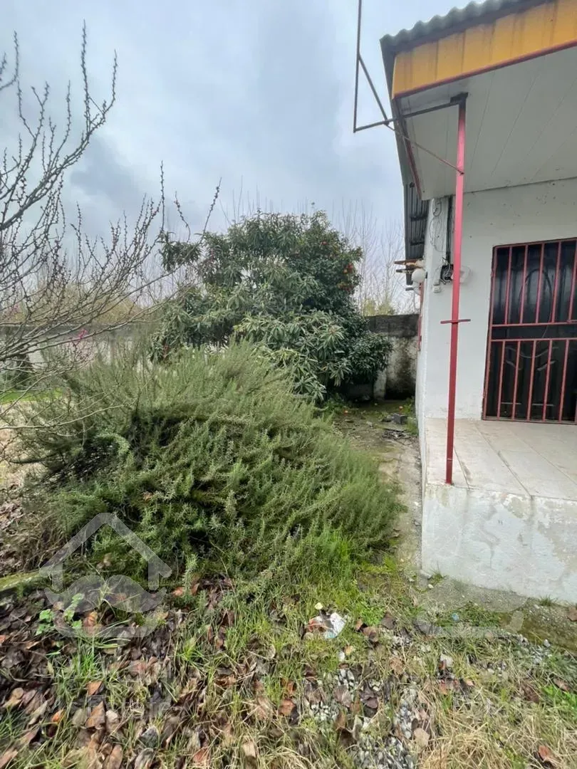 خونه باغ با قیمت استثنایی در جاده سرخرود۴۰۰متری