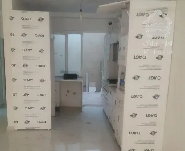 ۸۳متر دو خواب شهران/کوهسار