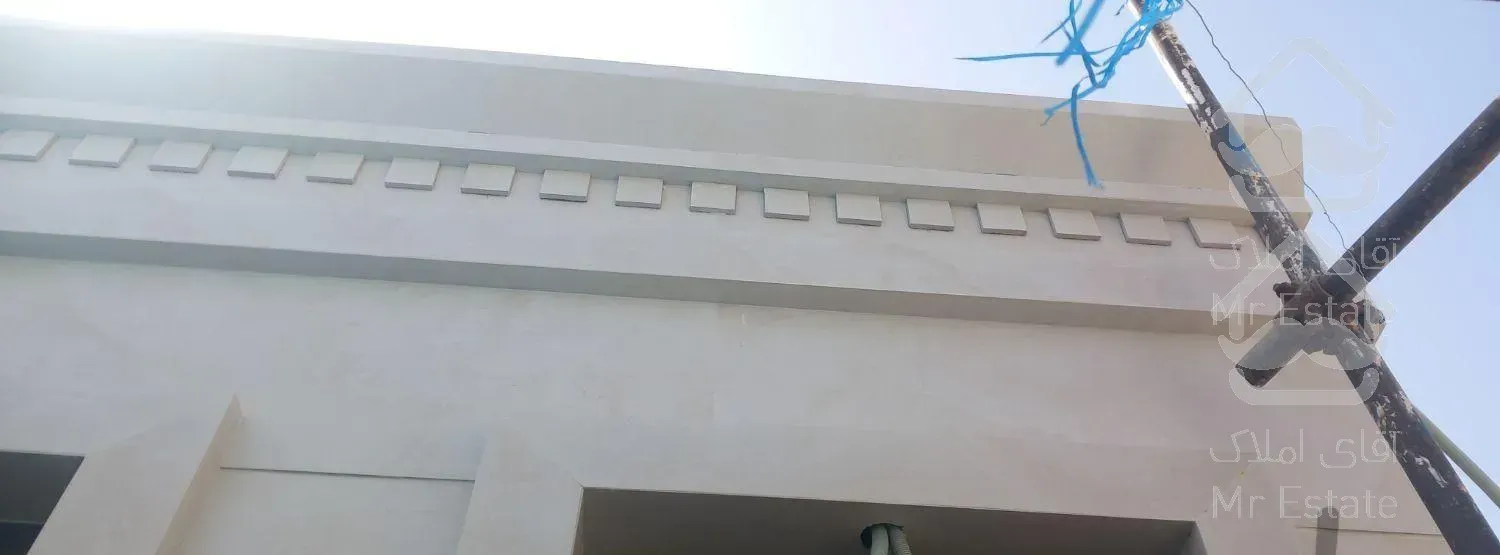 کاشی کاری.کف فرش سرامیک موزائیک. نما پرسلان