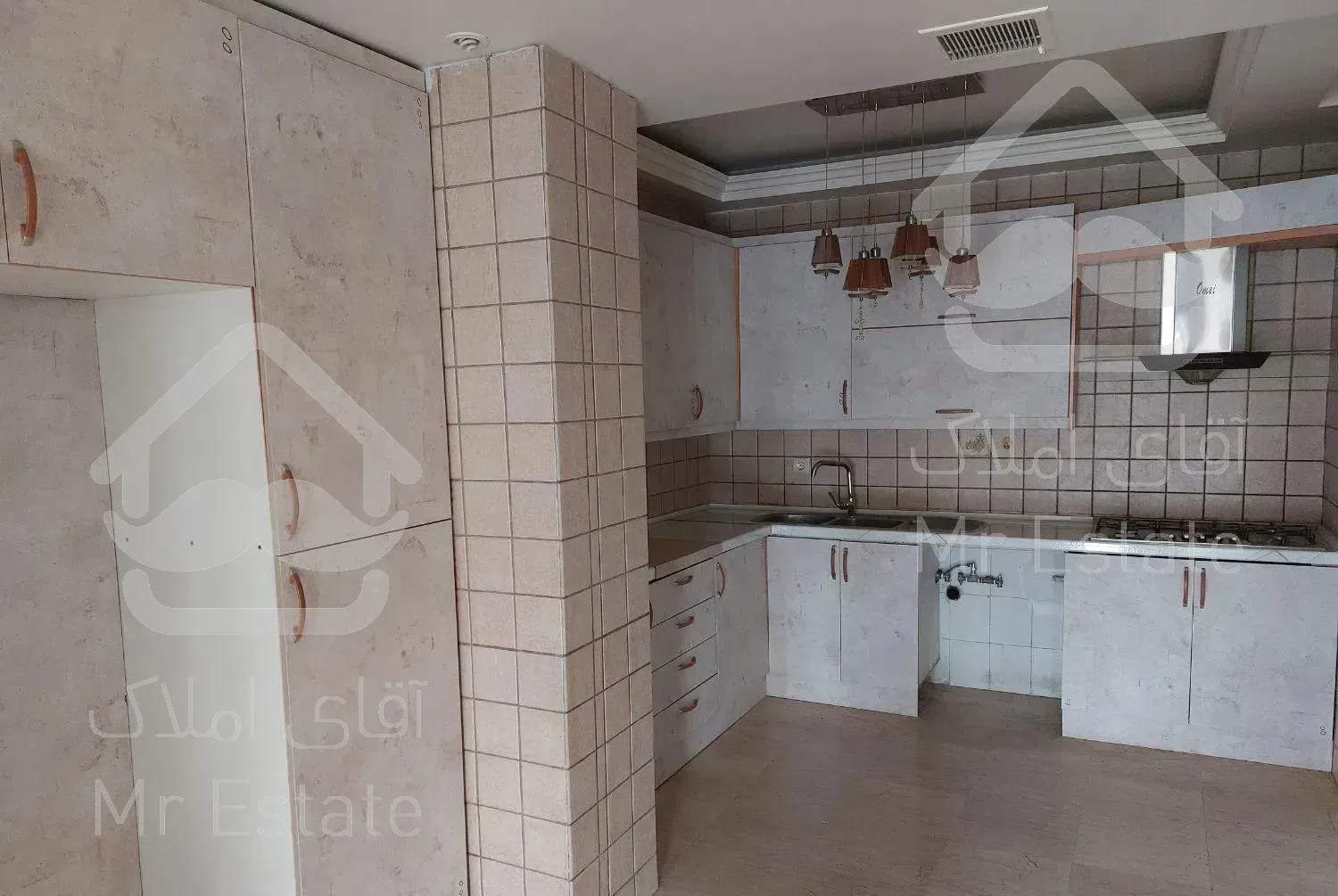 آپارتمان ۱۵۰ متر  لوکیشن دروس