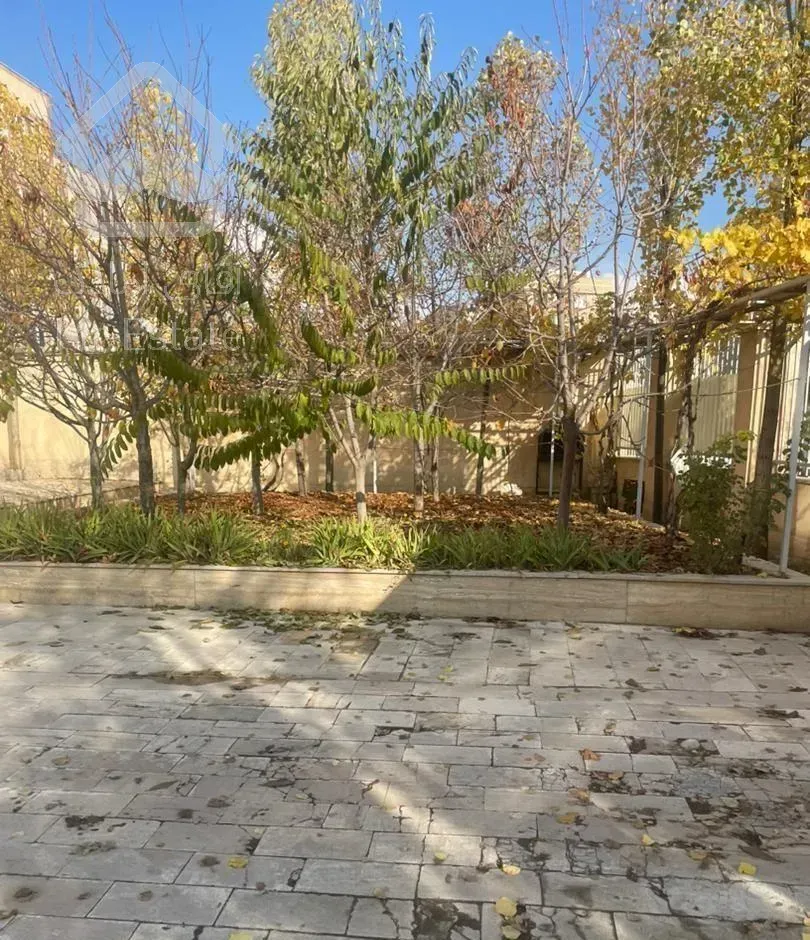 اپارتمان ۹۲ متری خ سپاه انبوه سازان