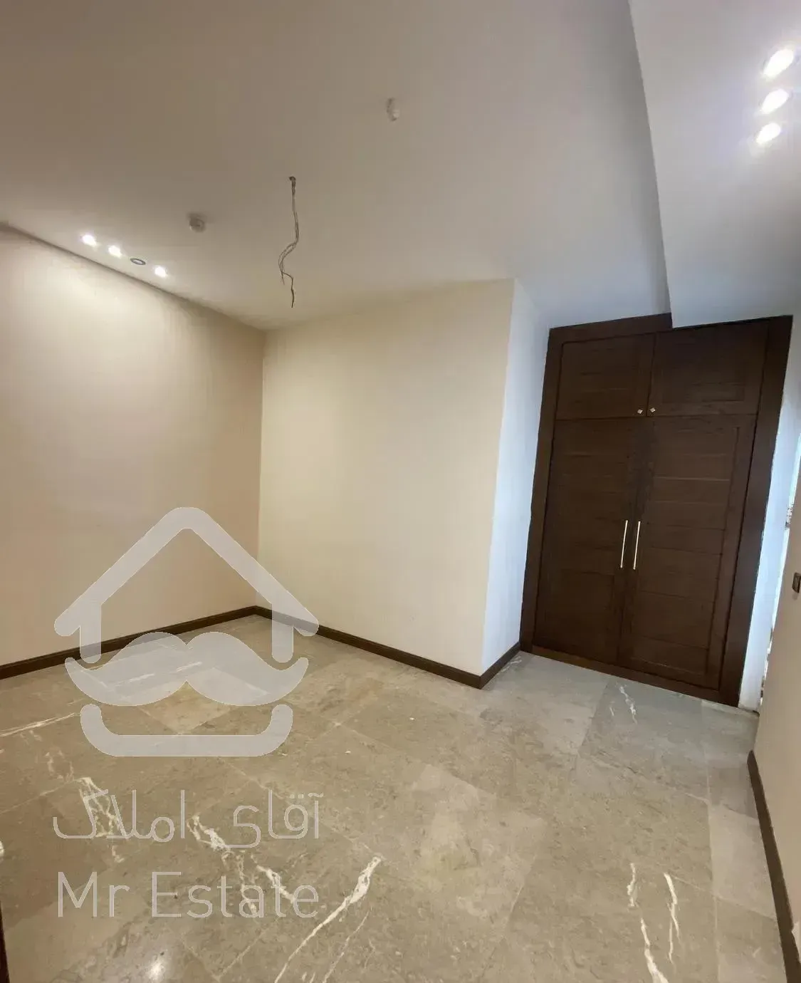 ۱۱۰متر نوساز تکواحدی امکانات برج اوایل هنرستان